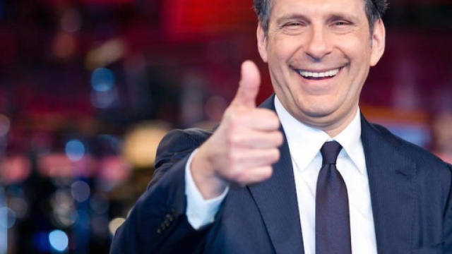 Commosso addio al popolare conduttore tv Fabrizio Frizzi