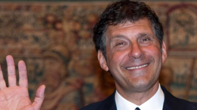 Fabrizio Frizzi: l'odio social non risparmia il conduttore