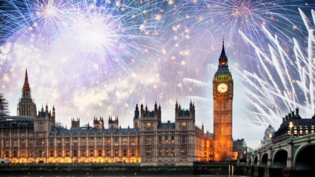 Inghilterra: a partire da Pasqua, le 5 tradizioni pi&ugrave; strane.