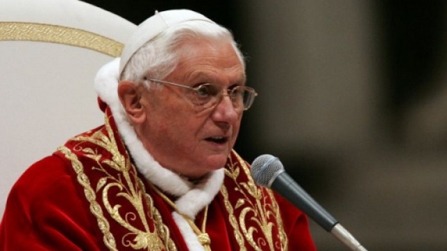 La fake news su Papa Benedetto XVI tra precedenti e retroscena