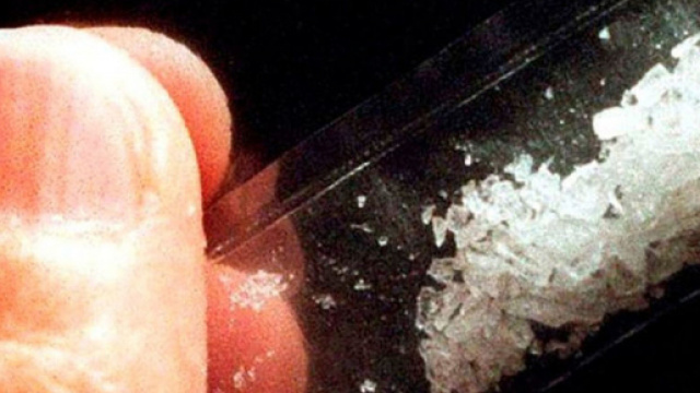 Mamme scoprono i pusher: spacciavano shaboo, la droga che deturpa ... - ilgazzettino.it