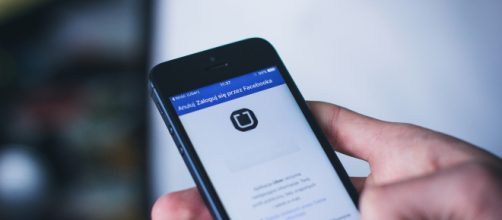 Drunk guy gets slapped with a massive $1,600 Uber charge. Photo Credit: Freestocks/Flickr