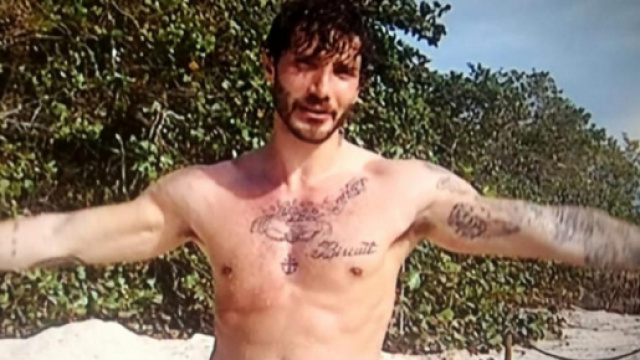 Isola Dei Famosi: Stefano De Martino si difende a Verissimo