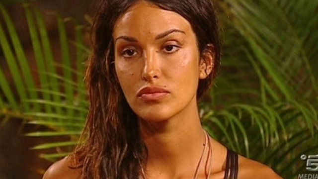 Isola dei famosi: Rosa Perrotta contro Bianca ed Amaurys