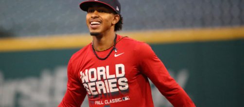 2016 World Series warm-up. [Image source:Arturo Pardavila/Wikimedia Commons]