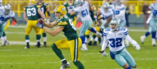 After spending his entire career with the Packers, Jordy Nelson will be a member of the Raiders in 2018. [Image Source: Flickr | Elvis Kennedy]