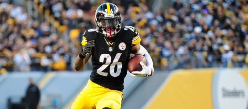 Le'Veon Bell was given the franchise tag by the Steelers for the second straight year. Image Source: Flickr | Brook Ward