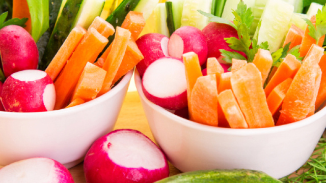 Cibo e cancro: ecco quali sono i prodotti da scansare