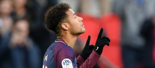 Neymar tiene un anhelo de vestirse de blanco