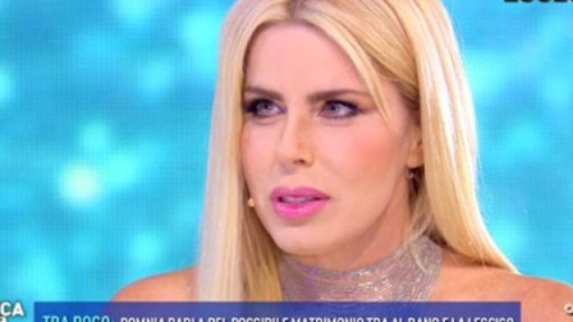 Loredana Lecciso contro Romina Poweer