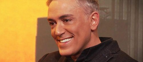 S&aacute;lvame | Kiko Hern&aacute;ndez y su noche loca