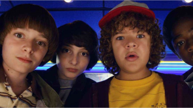 Stranger Things : une saison 3 officiellement command&eacute;e - News ... - allocine.fr