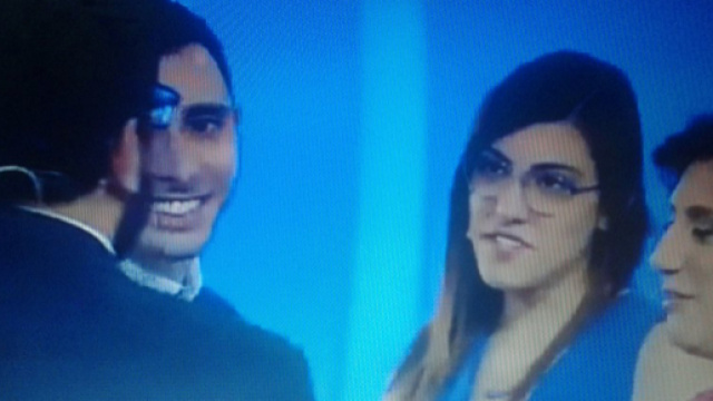 Da destra Marta con i figli Roberta e Pasquale nel momento dell'incontro con Federico