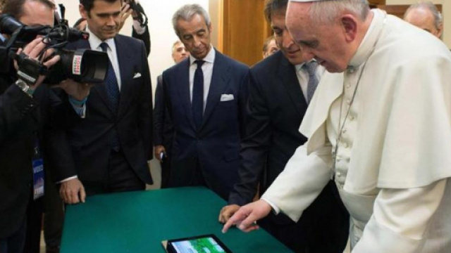 Il papa e la nuova App per pregare