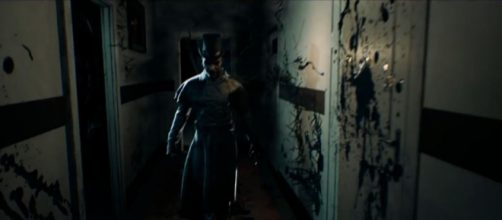 A terrifying beast inside the home [Credit: YouTube/lzuniy]