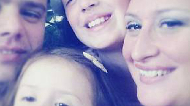 La follia di un padre toglie la vita a due angeli