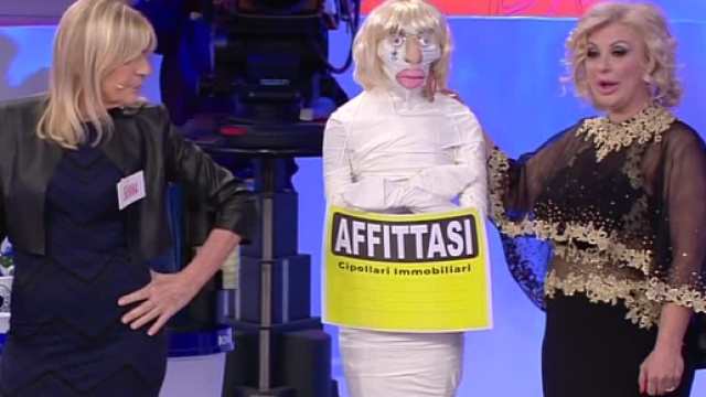 Tina umilia ancofa Gemma Galgani