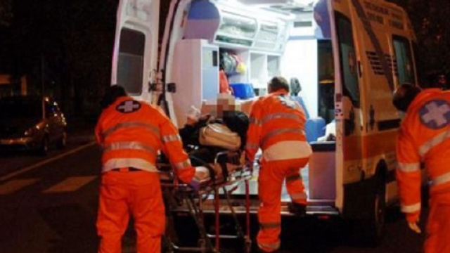 Un 90enne uccide la moglie e poi si toglie la vita. I due cadaveri sono stati trovati accanto, seduti sulle poltrone.