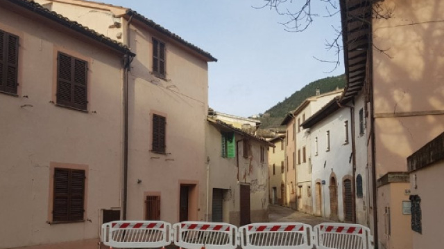 Forte scossa in centro italia epicentro Muccia