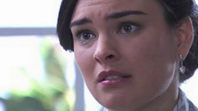 Una Vita, trame Spagna: la fuga di due coppie?