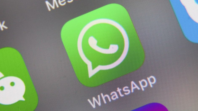 WhatsApp fa sul serio e sorprende tutti con un'incredibile novit&agrave;
