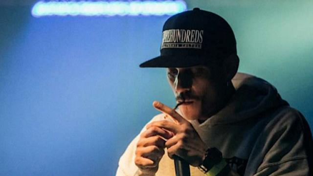 Noyz Narcos parla della marijuana: 'Non fumo cannabis light, sono della vecchia guardia'
