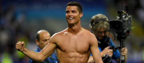 Inside Cristiano Ronaldo's Private World: He May Be Cocky but ... - eonline.com