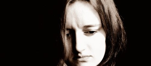 Woman experience pain and are often neglected by health care professionals. [image source: George Hodan -PublicDomainPictures]