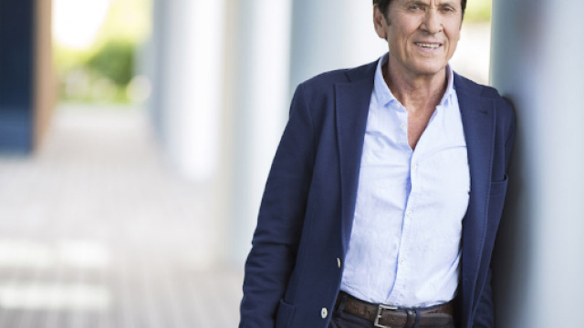Gianni Morandi ospite ad Amici 17?