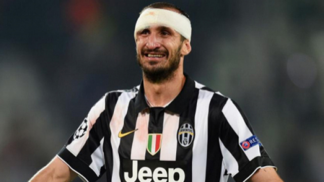 Chiellini : 'l'arbitro ha rischiato le mani addosso'