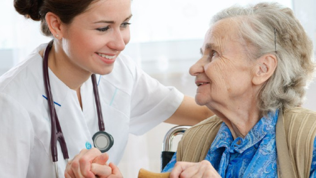 OSS sanitario: guida al recente contratto, alle nuove mansioni e responsabilit&agrave;