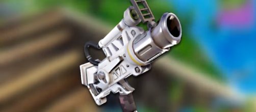 The so-called Space Pistol in 'Fortnite.' - [DieBuddiesZocken / YouTube screencap]
