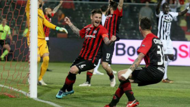 Loiacono esulta dopo il gol del 3-0