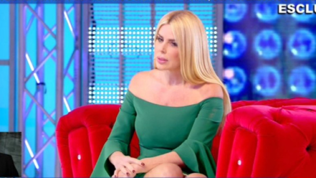 Loredana Lecciso e la frecciatina al bacio negato di Al Bano a ... - velvetgossip.it