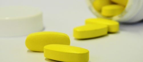 Antioxidant supplements could be one of the keys to stopping heart disease. Image by Bru-nO via Pixabay.