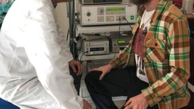 Jovanotti in visita dal Dottor Fussi