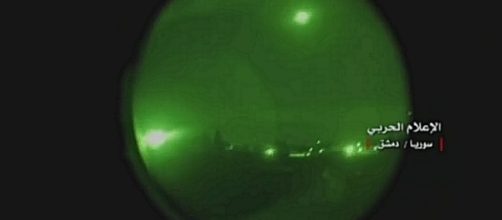 A duel between SA-3&nbsp;Goa SAM system and incoming BGM-109 Tomahawk (above) as seen by the old target tracking TV optical channel (screenshot)