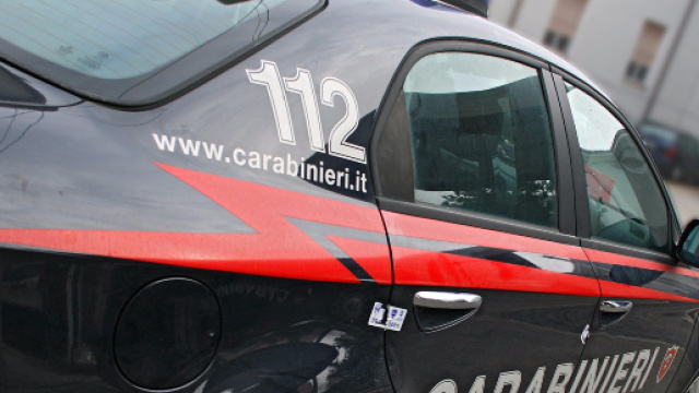 I giovani sono stati arrestati dai Carabinieri.