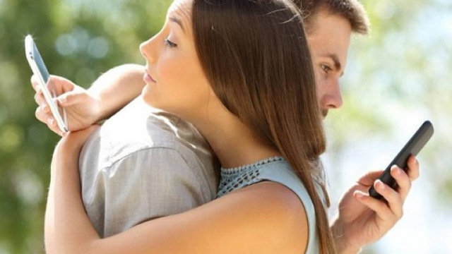 Infedelt&agrave; coniugale tramite internet. Nuova decisione della Cassazione