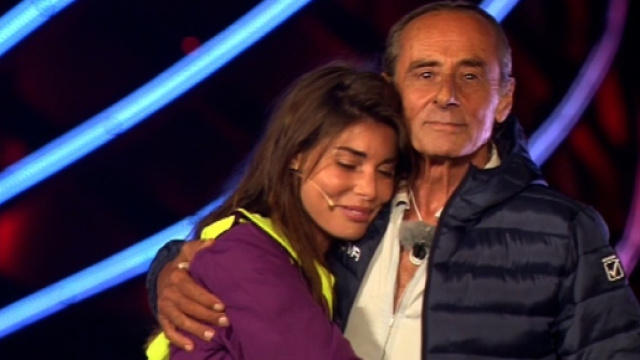 Isola dei famosi, diretta: Vince Nino Formicola