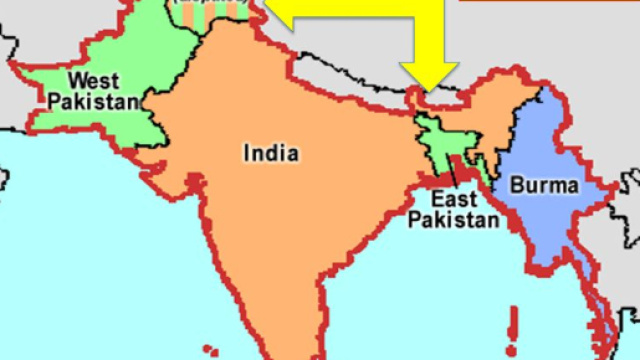 In alto, cartina geografica dell'India e del Pakistan (Linea Radcliffe)