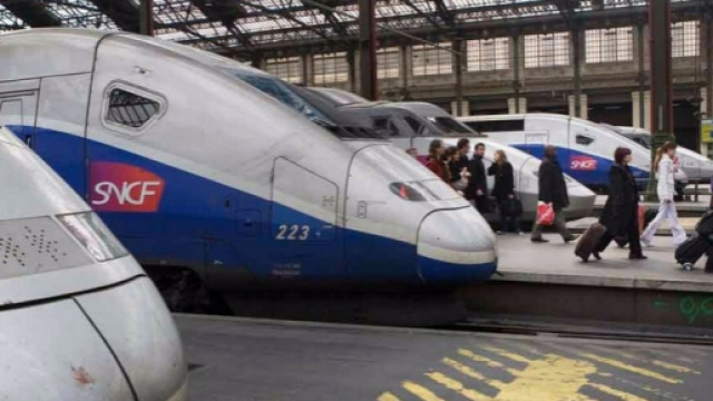 SNCF : L'Assembl&eacute;e adopte la r&eacute;forme