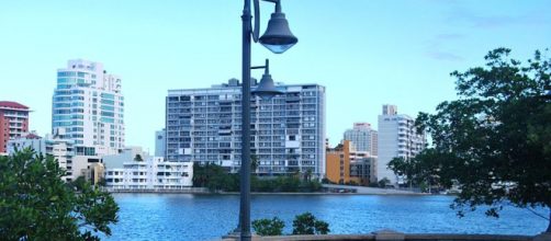 Condado Lagoon in San Juan, Puerto Rico (Image credit &ndash; Thief12, Wikimedia Commons)