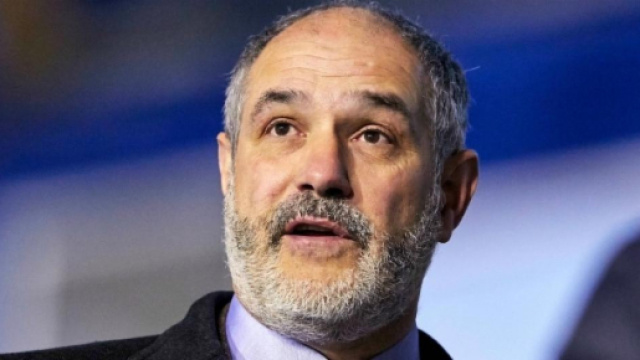 Andoni Zubizarreta est fix&eacute; pour un d&eacute;fenseur central