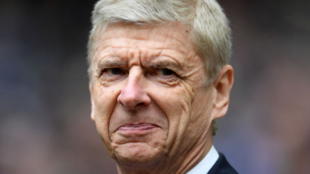 Wenger a toujours voulu promouvoir le jeu et la jeunesse. &Ccedil;a ne lui pas toujours souri. (squawka.com)