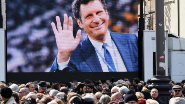 Funerali Fabrizio Frizzi: foto e video - today.it