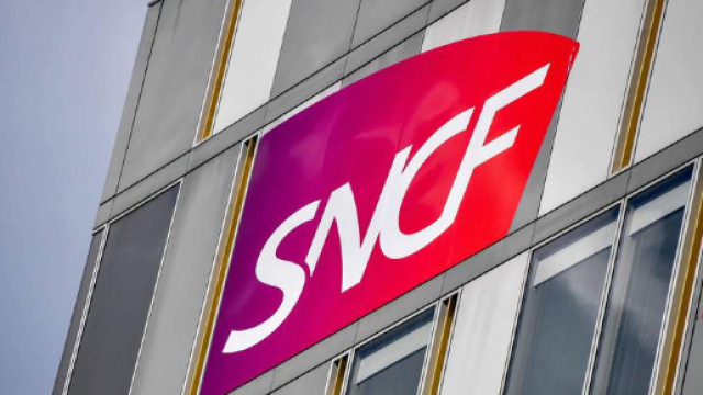 Macron et la r&eacute;forme de la SNCF