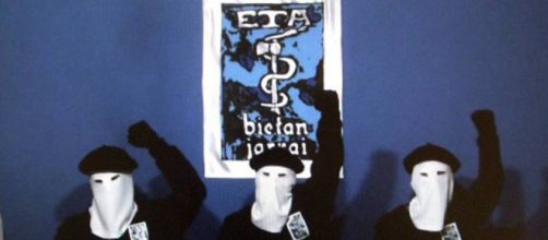 ETA plantea su disoluci&oacute;n en verano al haber acabado su &ldquo;ciclo y ... - elpais.com