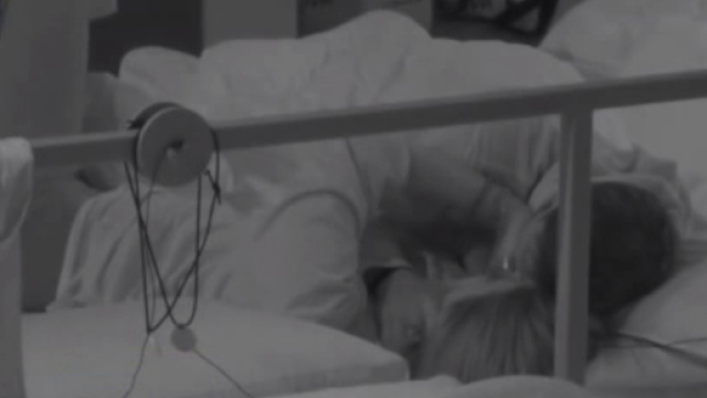 Grande Fratello il bacio di questa nuova edizione