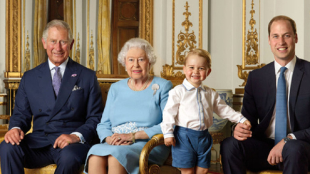 La regina Elisabetta II compie 92 anni - today.it